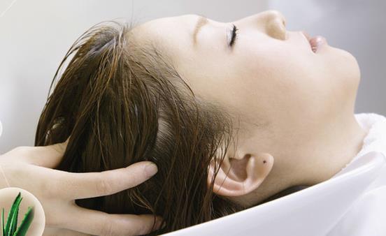 頭發(fā)順滑是女神的必備 推薦有效養(yǎng)發(fā)護(hù)發(fā)妙招