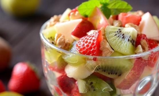 吃水果應講究方法 有的水果也不能隨便吃