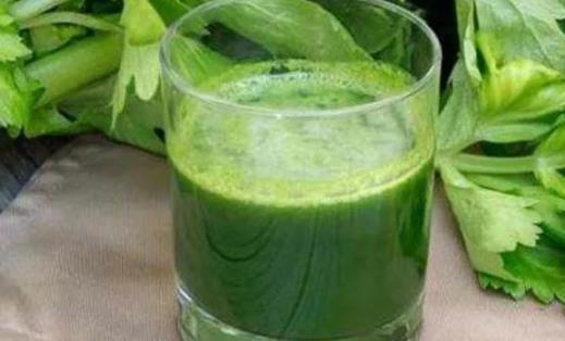 ?芹菜生的榨汁可以喝嗎 喝了幾天芹菜汁變黑了