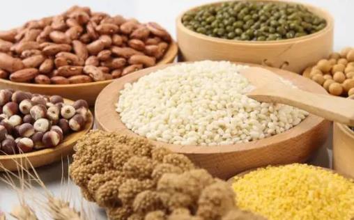 減肥少吃碳水是什么意思 碳水類的食物有哪些